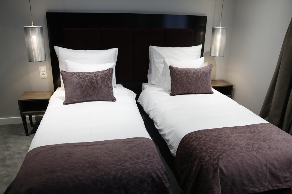 Hotel Chopin Bydgoszcz Rum bild
