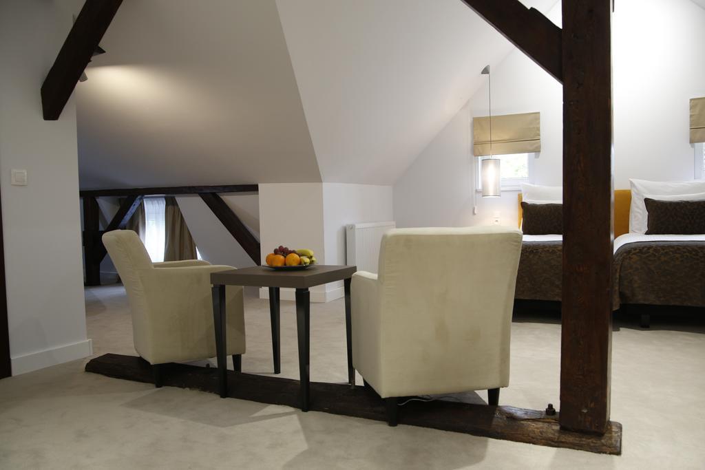 Hotel Chopin Bydgoszcz Rum bild