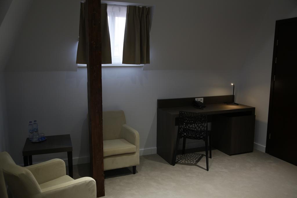 Hotel Chopin Bydgoszcz Rum bild